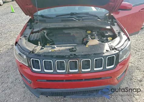 2019 Jeep Compass Latitude from USA, damaged, VIN 3C4NJCBB7KT706360